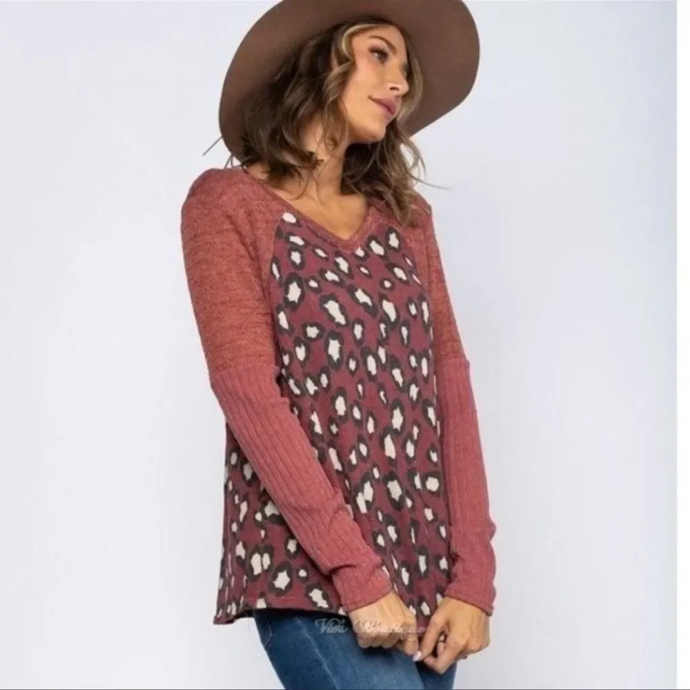 Burgundy Leopard print Color Block TOP - Picture 8 of 8